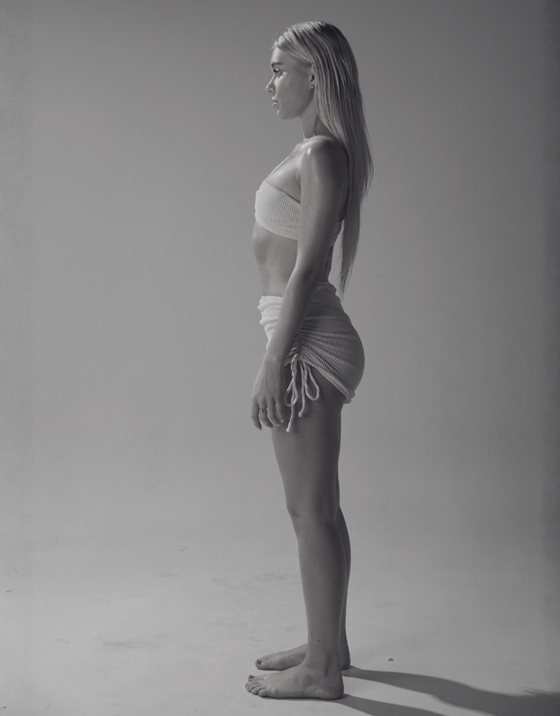 <h4>DISCOVER ELEGANCE</h4>